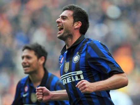 Vòng 8 Serie A: Milan và Inter dắt nhau tỏa sáng - 2