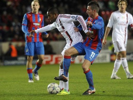 Milan tuột mất chiến thắng trước Viktoria Plzen trong phút bù giờ - 2 Milan tuột mất chiến thắng trước Viktoria Plzen trong phút bù giờ - 2