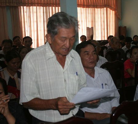  Nhiều hộ dân tham gia buổi đối thoại bức xúc vì bị quy hoạch treo quá lâu