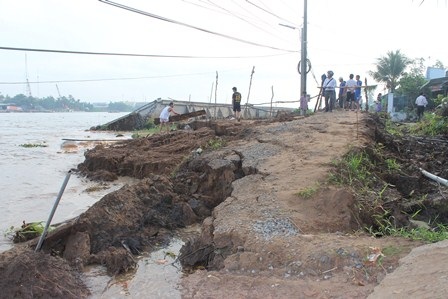 Hiện trường vụ sạt sở bờ kè sông Cần Thơ sáng 30/5