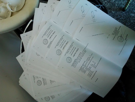 Hồ sơ, hợp đồng của Công ty 586 bán đất cho người dân