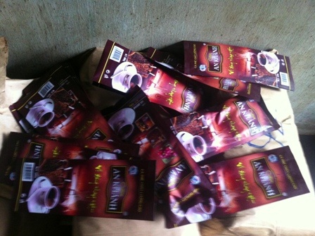 ...Và đây là sản phẩm cà phê được làm từ đậu nành, bột ngô, hương liệu