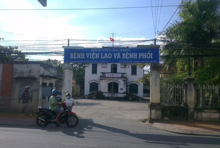 Khiển trách bác sĩ đặt nhầm ống dẫn lưu cho bệnh nhân - 1 Bệnh viện Lao và Bệnh phổi Cần Thơ- nơi vừa xảy ra vụ việc
