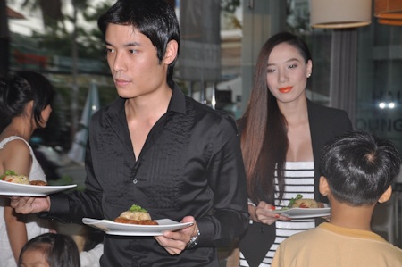 Chung Thục Quyên "ghi điểm" với gia đình người yêu - 12