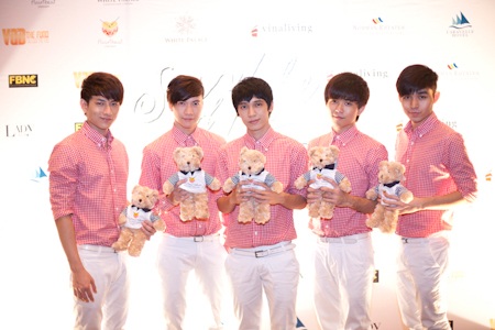 Câu chuyện cuộc đời cảm động của Thành Lộc - 3 Câu chuyện cuộc đời cảm động của Thành Lộc - 3