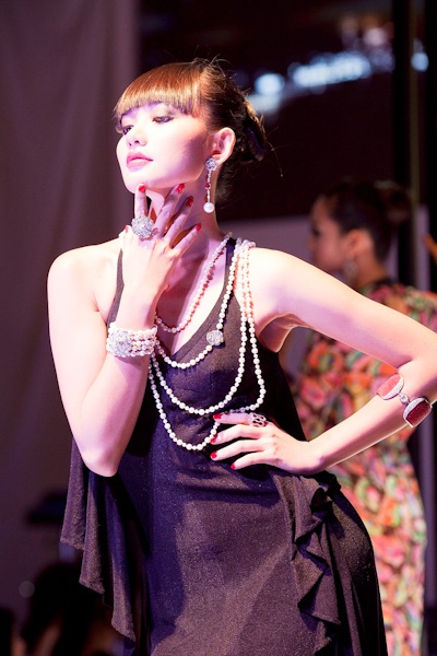 Thanh Hằng bị “tố” không chuyên nghiệp - 11 Thanh Hằng bị “tố” không chuyên nghiệp - 11