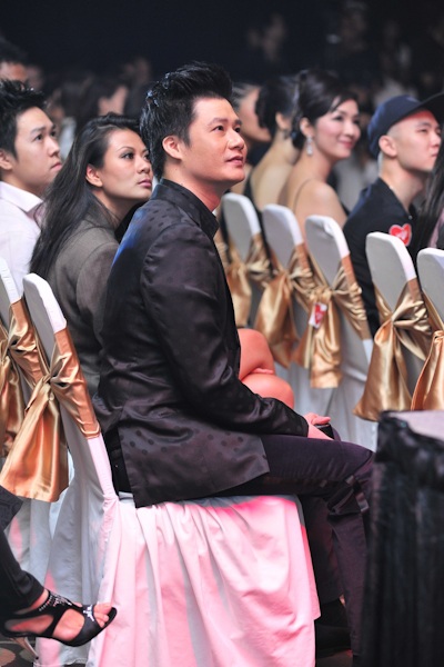 Ngô Thanh Vân gây "sốt" bằng nụ hôn của mình - 16 Ngô Thanh Vân gây "sốt" bằng nụ hôn của mình - 16