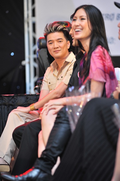 Ngô Thanh Vân gây "sốt" bằng nụ hôn của mình - 18 Ngô Thanh Vân gây "sốt" bằng nụ hôn của mình - 18