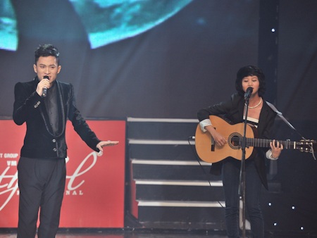 Sôi động gala Album Vàng - 2 Sôi động gala Album Vàng - 2