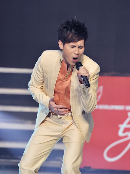 Sôi động gala Album Vàng - 9 Sôi động gala Album Vàng - 9