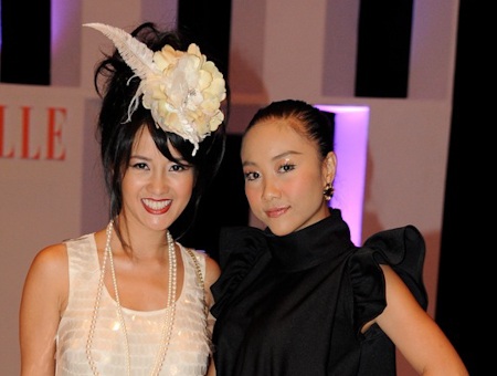 Hồng Nhung “hút mắt” với phong cách trẻ trung  - 1