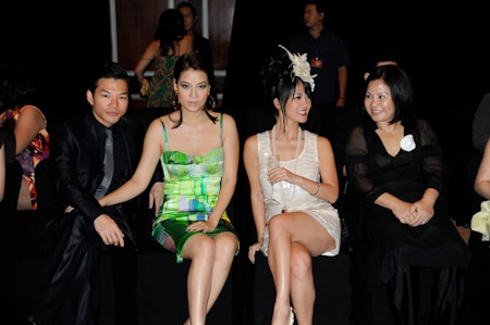 Hồng Nhung “hút mắt” với phong cách trẻ trung  - 4