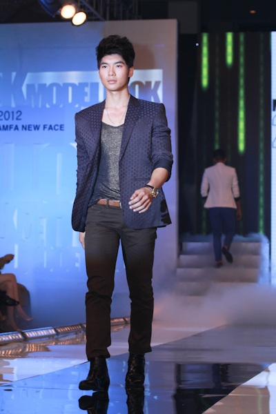 Ấn tượng đêm thời trang Model Look 2011 - 11 Ấn tượng đêm thời trang Model Look 2011 - 11