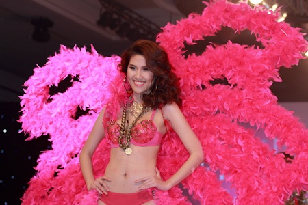 Ấn tượng đêm thời trang Model Look 2011 - 27 Ấn tượng đêm thời trang Model Look 2011 - 27
