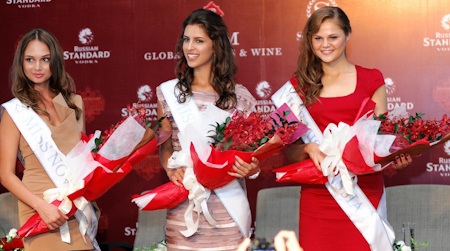 Hoa hậu Nga rạng ngời tại Việt Nam - 1 Hoa hậu Nga rạng ngời tại Việt Nam - 1