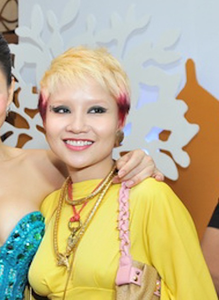 Mai Khôi lại gây sốc với tóc - 2