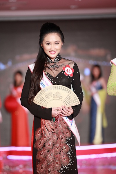Thí sinh Hoa hậu các dân tộc khoe dáng với áo tắm - 11 Thí sinh Hoa hậu các dân tộc khoe dáng với áo tắm - 11