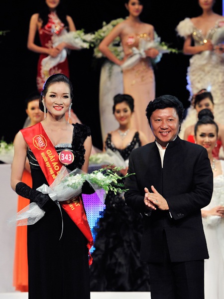 Diệp Bảo Ngọc đoạt giải Hoa khôi phụ nữ thời đại - 5