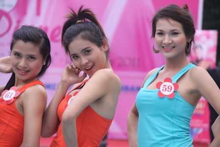 Thí sinh Hoa hậu các dân tộc phấn khích với các môn thể thao - 5 Thí sinh Hoa hậu các dân tộc phấn khích với các môn thể thao - 5