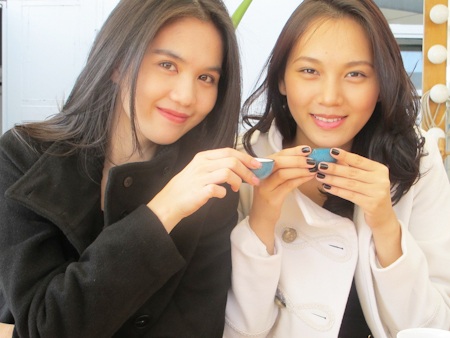 Ngọc Trinh, Ngọc Thạch "thăm dò" thị trường Hàn Quốc - 2 Ngọc Trinh, Ngọc Thạch "thăm dò" thị trường Hàn Quốc - 2