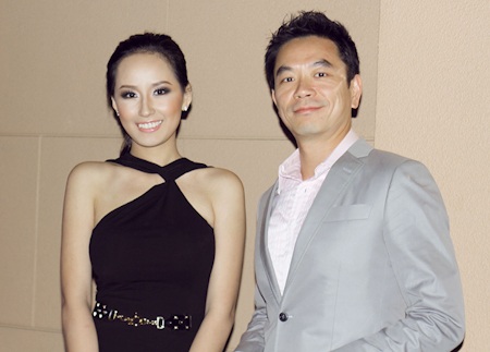 Sau những ồn ào, Mai Phương Thúy xuất hiện cùng bạn trai - 2