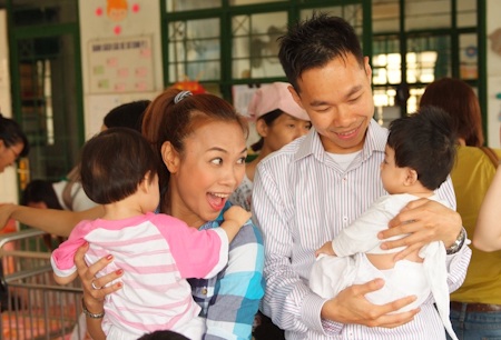 Mỹ Tâm “mê mải” làm từ thiện - 5 Mỹ Tâm “mê mải” làm từ thiện - 5