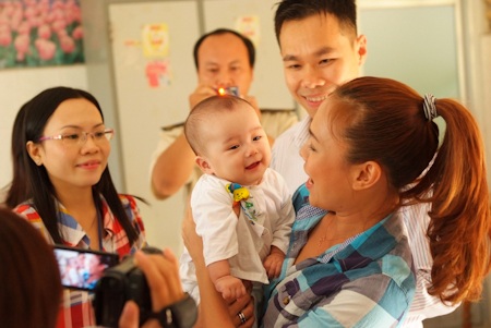 Mỹ Tâm “mê mải” làm từ thiện - 8 Mỹ Tâm “mê mải” làm từ thiện - 8