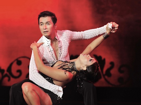 Nguyễn Hưng tình tứ cùng Nguyễn Cao Kỳ Duyên - 16 Nguyễn Hưng tình tứ cùng Nguyễn Cao Kỳ Duyên - 16