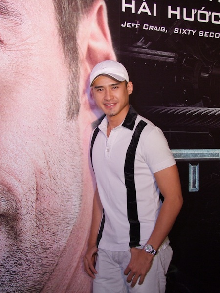 Hai con của Quyền Linh "quậy tưng bừng" ở rạp chiếu phim - 9 Hai con của Quyền Linh "quậy tưng bừng" ở rạp chiếu phim - 9