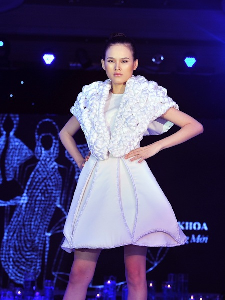 Thanh Hằng thể hiện khả năng vũ đạo - 5 Thanh Hằng thể hiện khả năng vũ đạo - 5