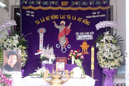 Con của Đơn Dương về Việt Nam chịu tang cha - 1 Con của Đơn Dương về Việt Nam chịu tang cha - 1