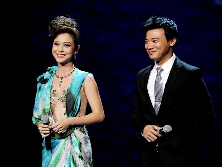 Jennifer Phạm diện váy xẻ gợi cảm - 5 Jennifer Phạm diện váy xẻ gợi cảm - 5