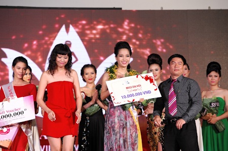 Thanh Trúc lên ngôi Nữ hoàng trang sức - 17 Thanh Trúc lên ngôi Nữ hoàng trang sức - 17