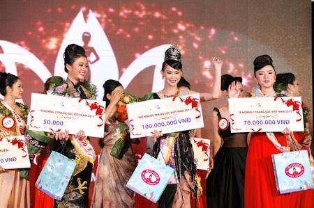 Thanh Trúc lên ngôi Nữ hoàng trang sức - 23 Thanh Trúc lên ngôi Nữ hoàng trang sức - 23