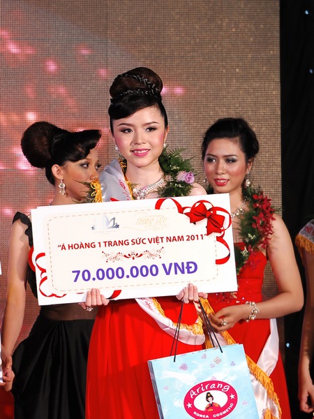 Thanh Trúc lên ngôi Nữ hoàng trang sức - 21 Thanh Trúc lên ngôi Nữ hoàng trang sức - 21
