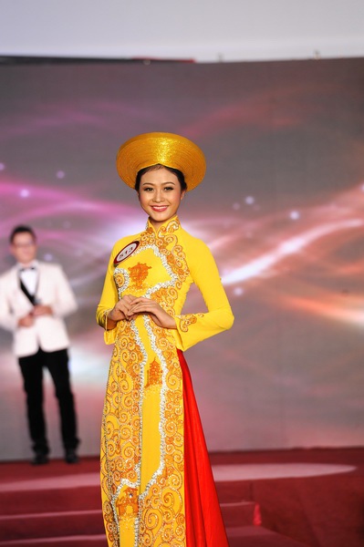 Thanh Trúc lên ngôi Nữ hoàng trang sức - 3 Thanh Trúc lên ngôi Nữ hoàng trang sức - 3
