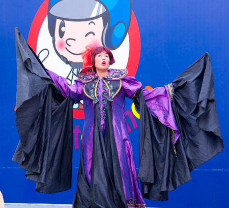 Thuỳ Dung hành động vì an toàn giao thông - 4