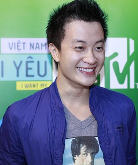 Vợ chồng Bình Minh tay trong tay hạnh phúc - 3