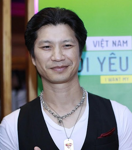 Vợ chồng Bình Minh tay trong tay hạnh phúc - 10