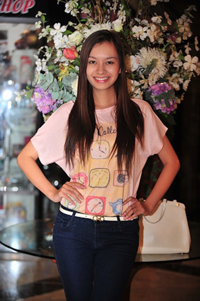 Ngọc Trinh, Như Thảo khoe sắc cùng các người đẹp - 10 Ngọc Trinh, Như Thảo khoe sắc cùng các người đẹp - 10