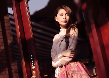 "Siêu vòng ba" Lan Hương đẹp cổ điển - 9 "Siêu vòng ba" Lan Hương đẹp cổ điển - 9