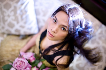 Mỹ Tâm dựng chuyện tình tay ba cho liveshow của mình - 1 Mỹ Tâm dựng chuyện tình tay ba cho liveshow của mình - 1