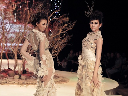 Phan Như Thảo nổi bật trên sàn diễn thời trang - 20 Phan Như Thảo nổi bật trên sàn diễn thời trang - 20