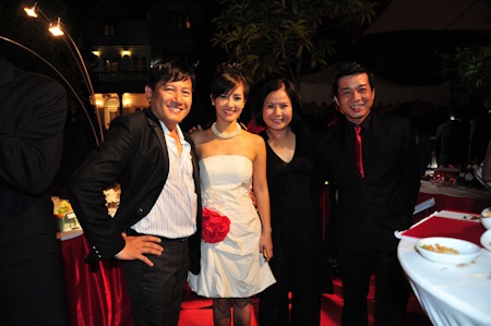 Bống Hồng Nhung vẫn trẻ như đôi mươi - 8