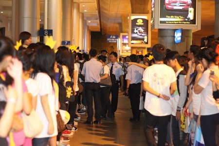 Fan Việt làm nhóm Big Bang “sợ hết hồn”