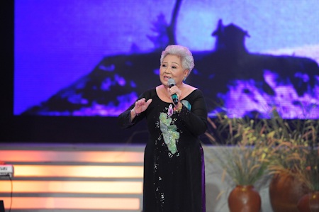 Thu Hiền, Hương Lan, Vân Khánh tham gia Tiếng hát mãi xanh - 9 Thu Hiền, Hương Lan, Vân Khánh tham gia Tiếng hát mãi xanh - 9