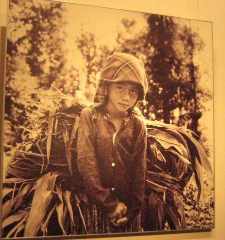 Những cái nhìn đầy ám ảnh của Đặng Xuân Trường - 13 Những cái nhìn đầy ám ảnh của Đặng Xuân Trường - 13