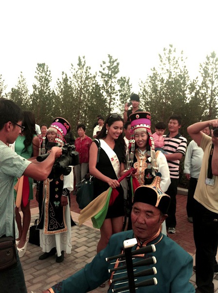 Hoàng My chia sẻ, cô rất thích tìm hiểu văn hoá Nội Mông