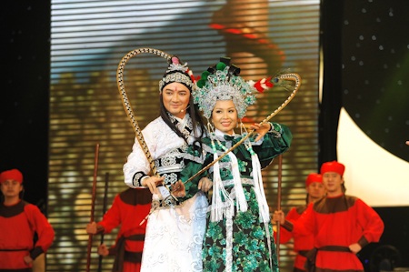 Cẩm Ly “đa sắc” trong Tự tình quê hương - 18 Trích đoạn tuồng cổ là điểm nhấn được khán giả rất chờ đón