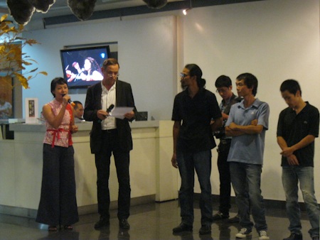 Trở về ký ức tuổi thơ với triển lãm sắp đặt - 7 Ba tác giả của triển lãm